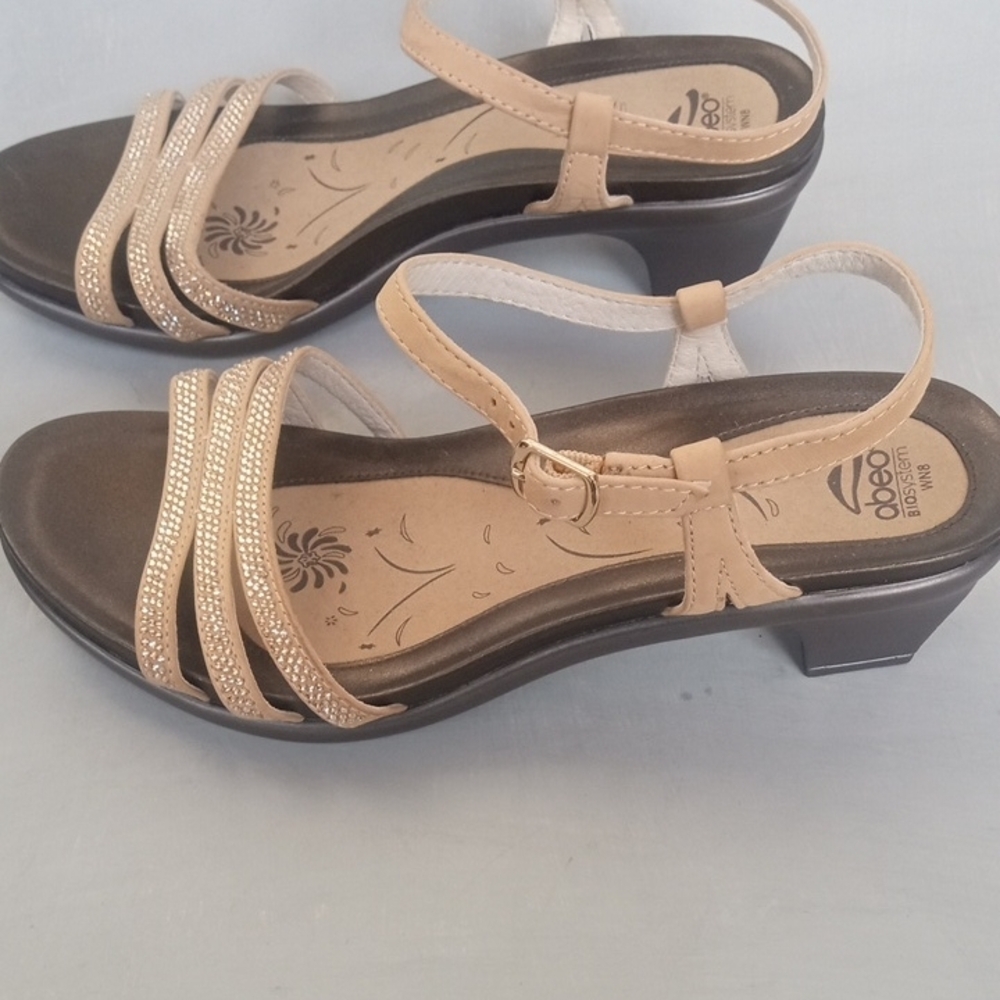 Abeo Women's Tan Strappy Rhinestone Sandals, Size 8 - Picture 5 of 11